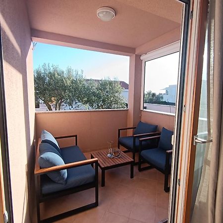 Lily Apartments Punta Skala 佩特坎内 外观 照片