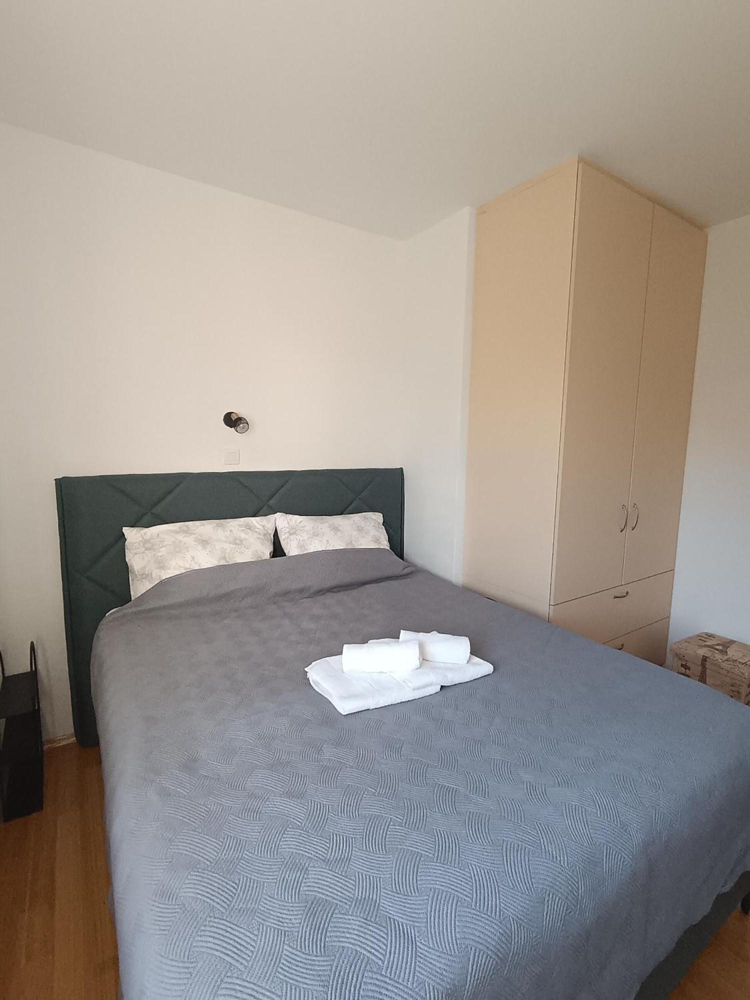 Lily Apartments Punta Skala 佩特坎内 外观 照片